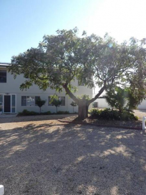 Moonta Bay Stylish large home 3 min walk from beach and jetty